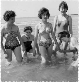 Ecole ménagère de Lhuis : voyage scolaire, "le plus beau de tout"! (Palavas, Carnon, Sè...