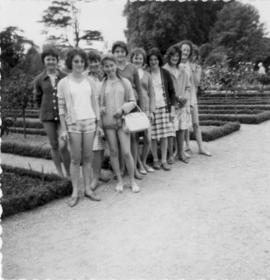 Ecole ménagère de Lhuis : voyage en Bretagne, Rennes.